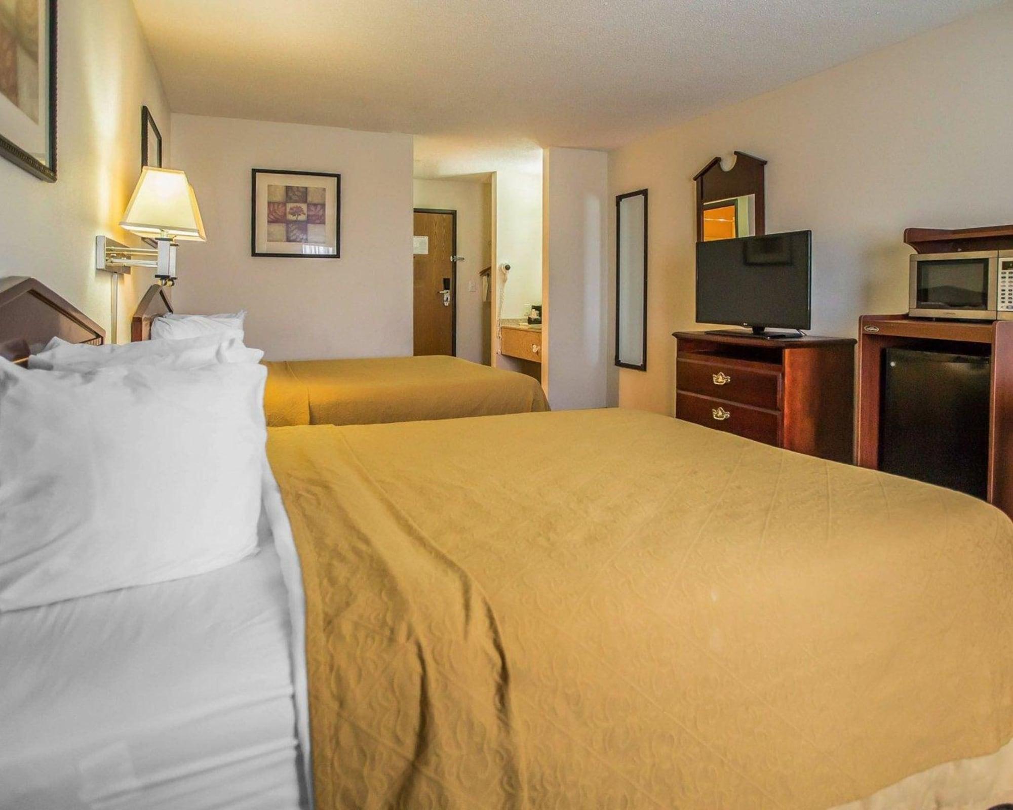 Quality Inn Peru Near Starved Rock State Park מראה חיצוני תמונה